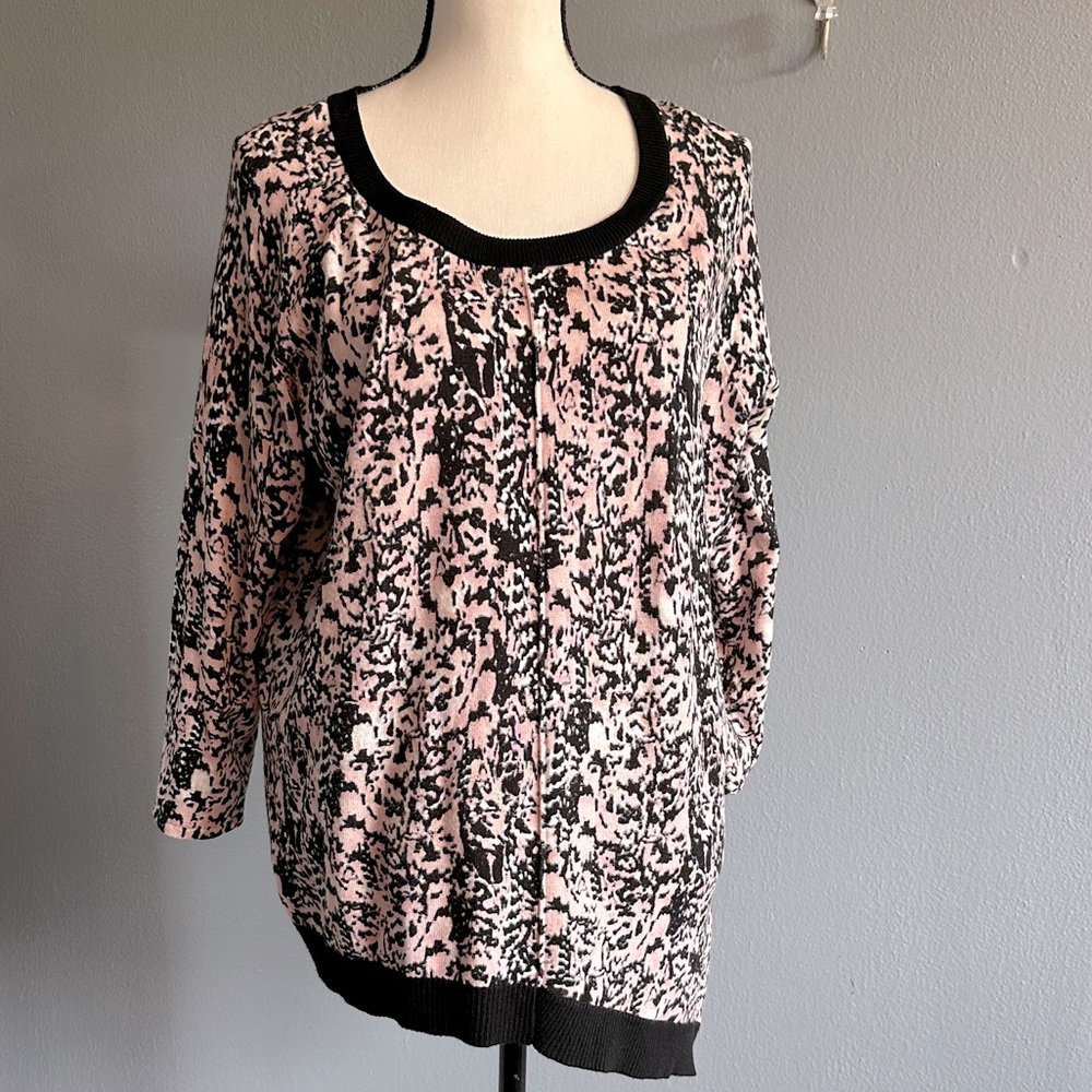 PHILOSOPHY SWEATER. Size Large.